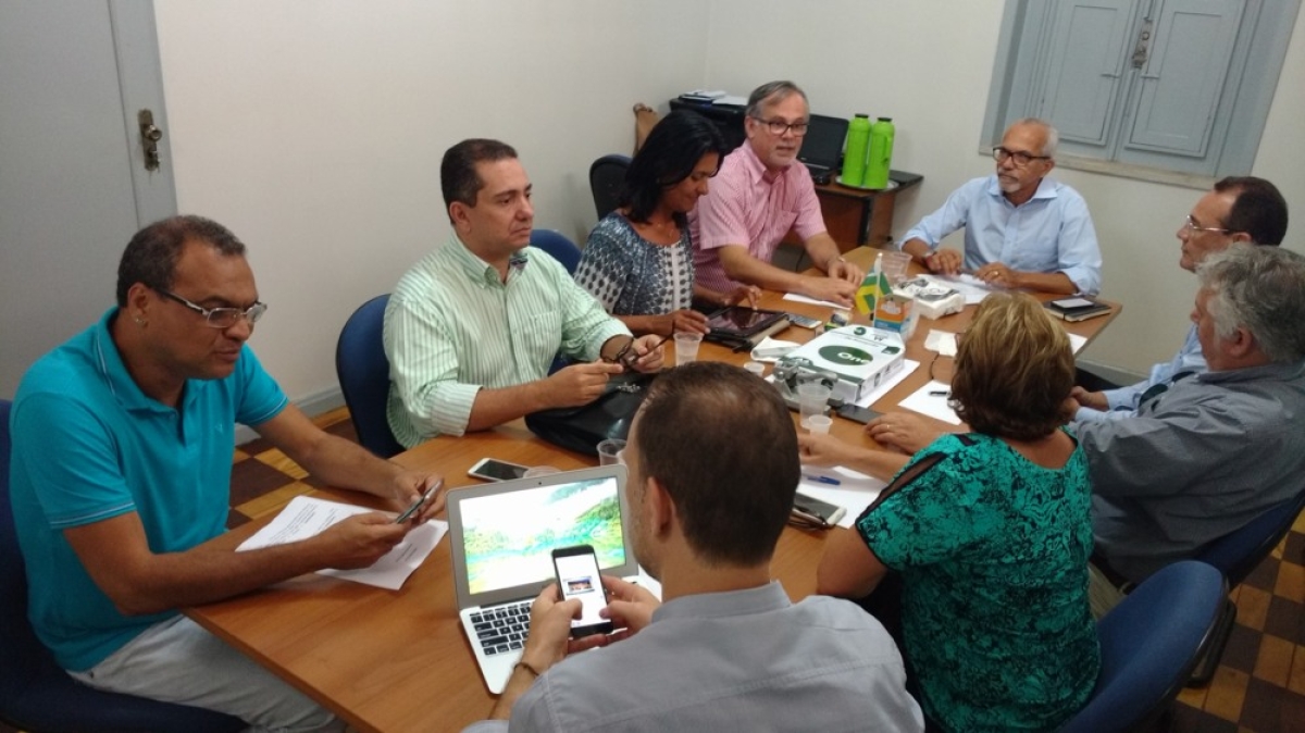 Edvaldo Nogueira realiza 1ª reunião com equipe de transição e solicita informações à Prefeitura de Aracaju (Imagem: Assessoria Edvaldo Nogueira)