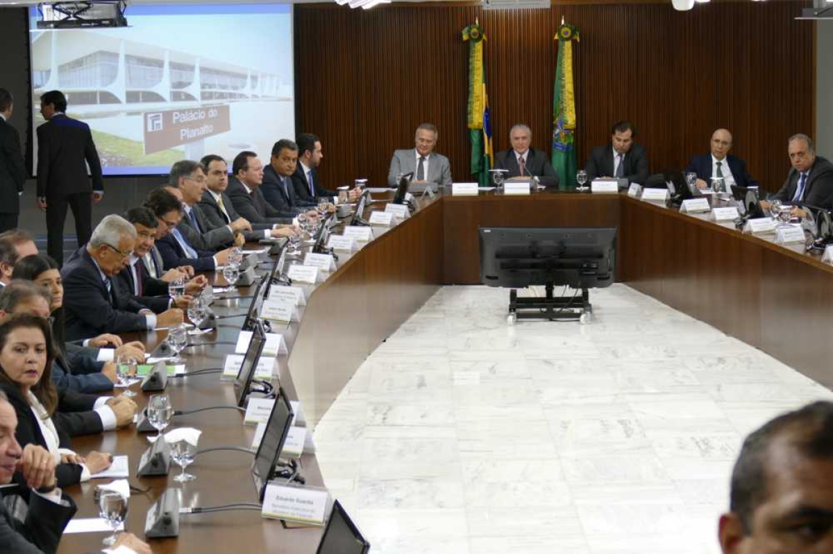 Em reunião com o presidente Michel Temer governadores garantiram repasse de multas do programa de repatriação (Imagem: Roque Sá/ASN)