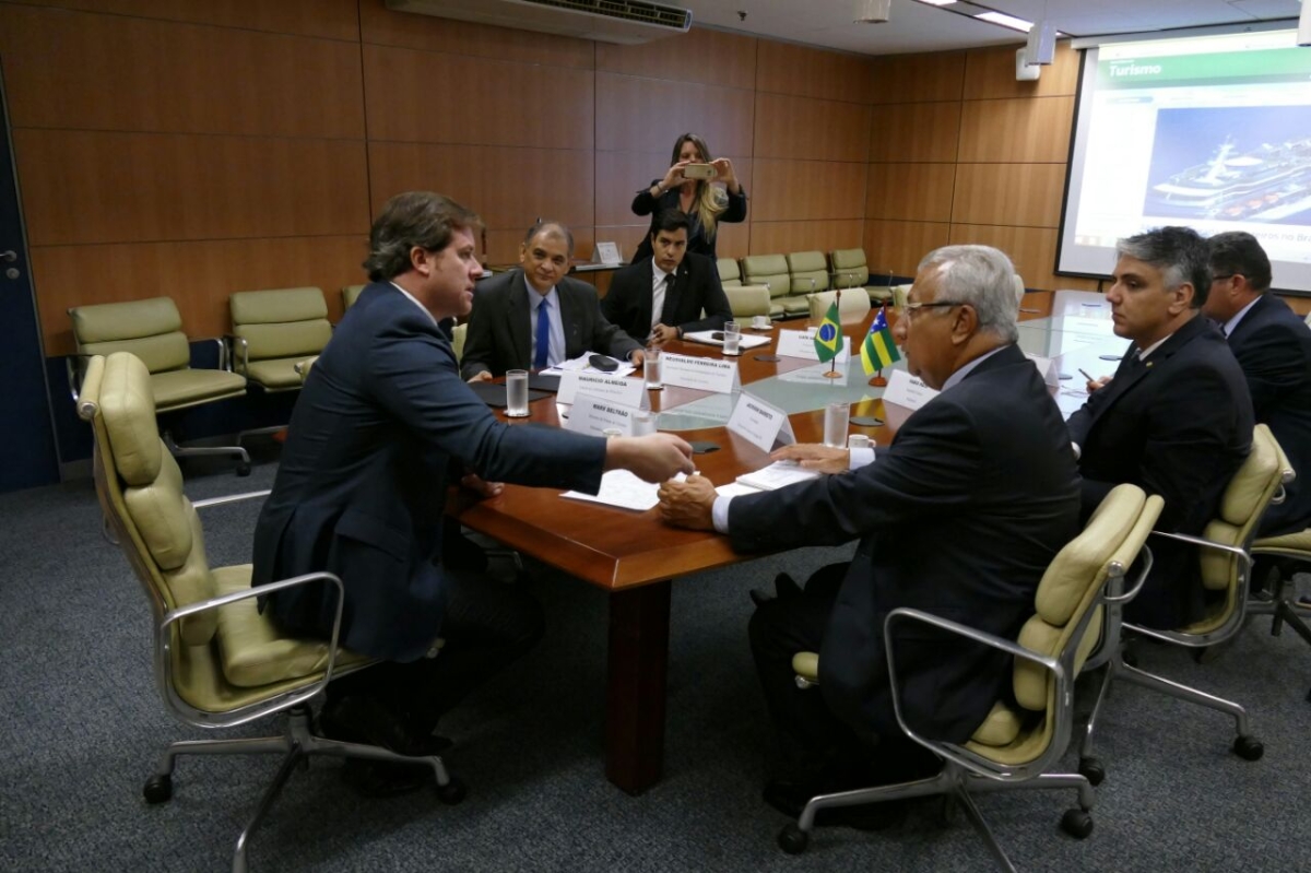 O governador Jackson Barreto esteve com o Ministro do Turismo Marx Beltrão na manhã desta quarta-feira 23 em Brasília e cobrou recursos para reforma e ampliação do Centro de Convenções (Imagem: Roque Sá/ASN)