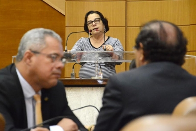 Deputada Ana Lúcia (Imagem: Jadilson Simões/Agência Alese)