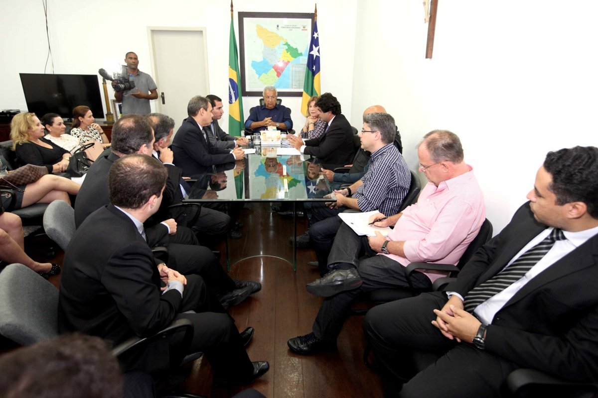 Governador recebeu a Associação dos Magistrados e secretariado da Segurança para discutir soluções para a violência no estado (Imagem: André Moreira/ASN)