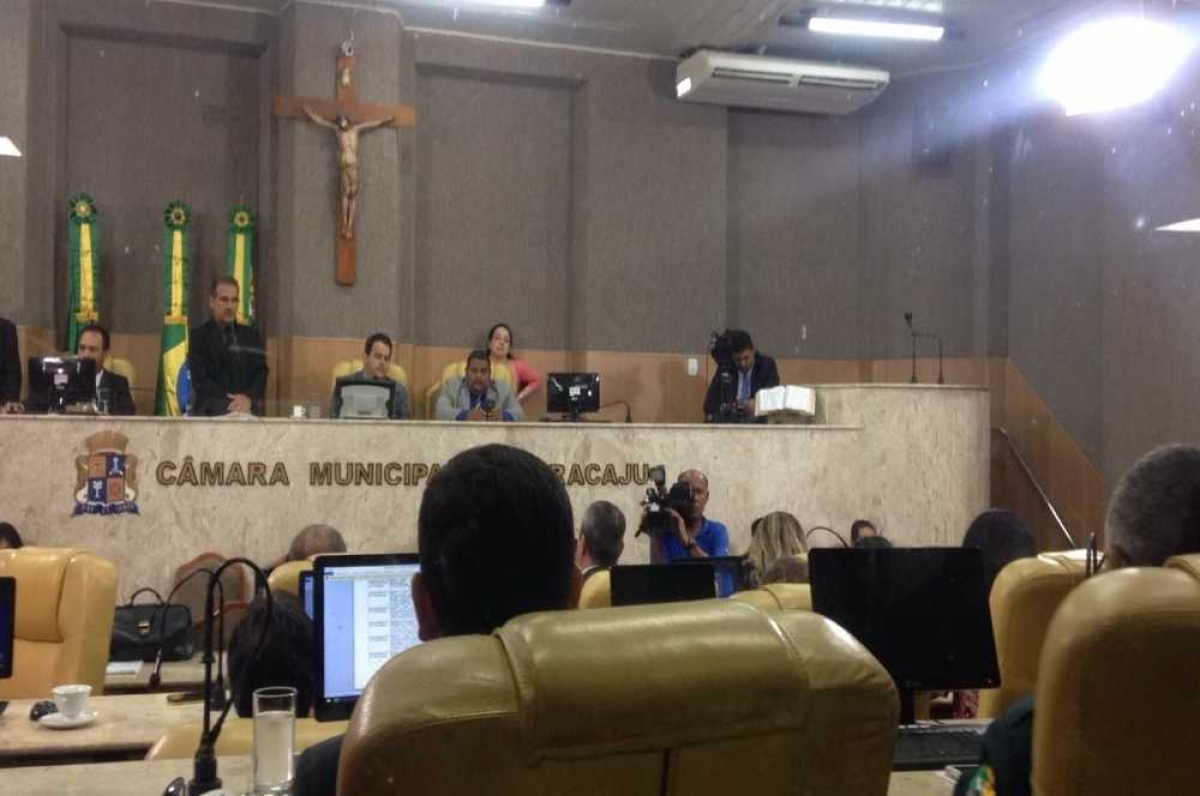 Presidente da Casa fala do pagamento de 34 vereadores (Imagem: Portal Infonet)