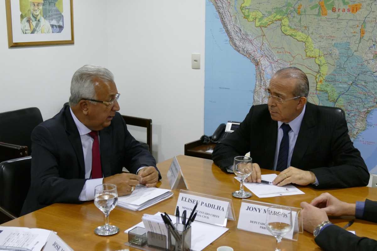 "Pedi a garantia da liberação de recursos e a regularidade dos repasses para não prejudicarmos o andamento das obras" diz o governador (Imagem: Roque Sá/ASN)