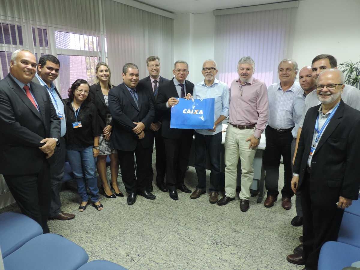 Edvaldo Nogueira se reúne com superintendente da Caixa em Sergipe (Imagem: Assessoria Edvaldo Nogueira)