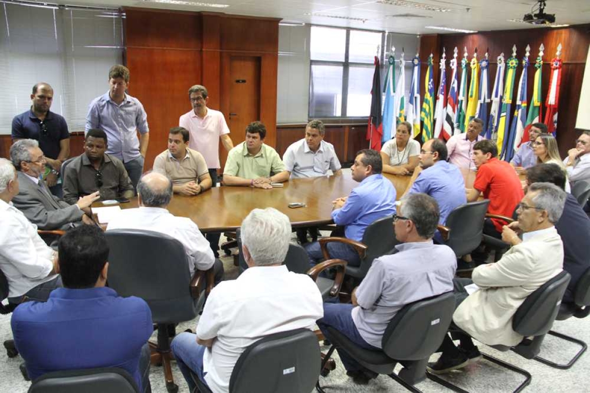 Clóvis Barbosa dialoga com novos prefeitos sobre transição e prestação de contas (Imagem: Cleverton Ribeiro/TCE/SE)