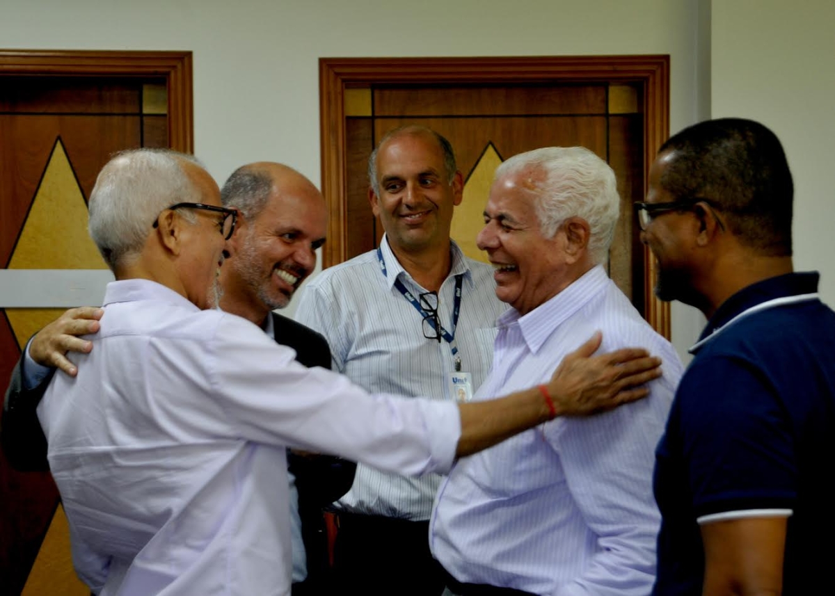Em encontro com Jouberto Uchôa Edvaldo Nogueira discute parcerias entre Prefeitura de Aracaju e Unit (Imagem: Janaína Santos/Assessoria Edvaldo Nogueira) Em encontro com Jouberto Uchôa Edvaldo Nogueira discute parcerias entre Prefeitura de Aracaju e Unit (Imagem: Janaína Santos/Assessoria Edvaldo Nogueira)