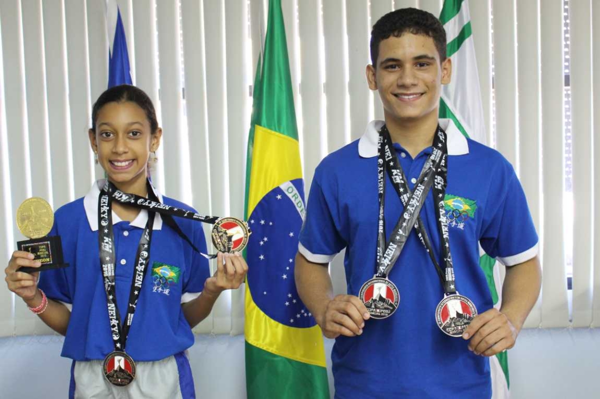 Alunos do SESI Sergipe conquistam medalhas em Campeonato Internacional realizado no Peru (Imagem: Assessoria Fies/SE)