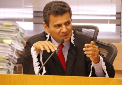 O conselheiro-relator, Ulices Andrade (Imagem: Cleverton Ribeiro/TCE/SE)