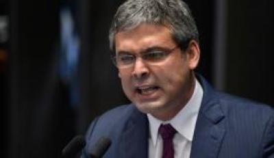 Senador Lindbergh Farias diz que matéria foi julgada pelo STF em 2011 (Imagem: Arquivo/Fabio Rodrigues Pozzebom/Agência Brasil)