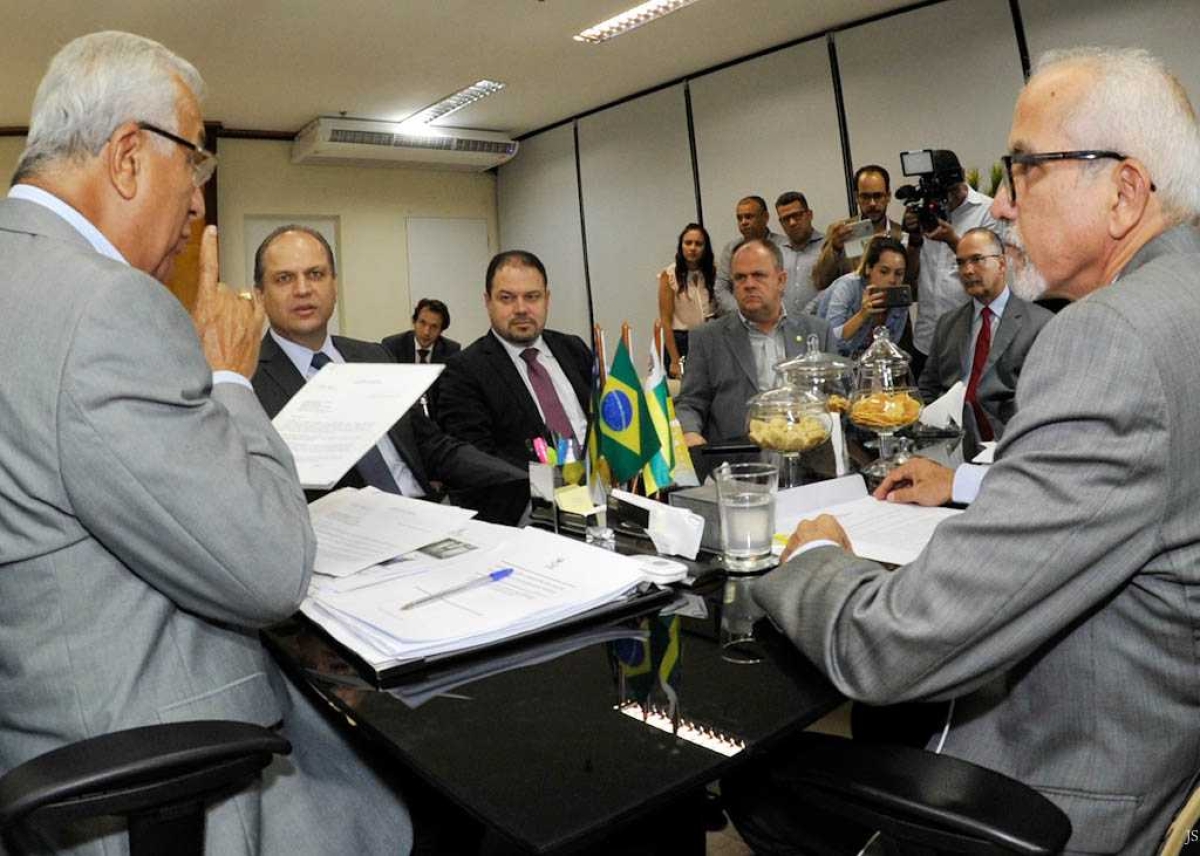 Edvaldo Nogueira solicita ao ministro da Saúde recomposição de R$ 27 milhões para Aracaju (Imagem: Janaína Santos/Assessoria Edvaldo Nogueira)