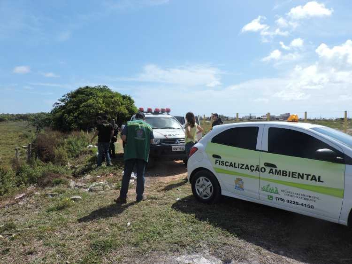 Desmatamento: Sema e PPAmb fiscalizam área entre os bairros Aruana e Santa Maria (Imagem: Sema)