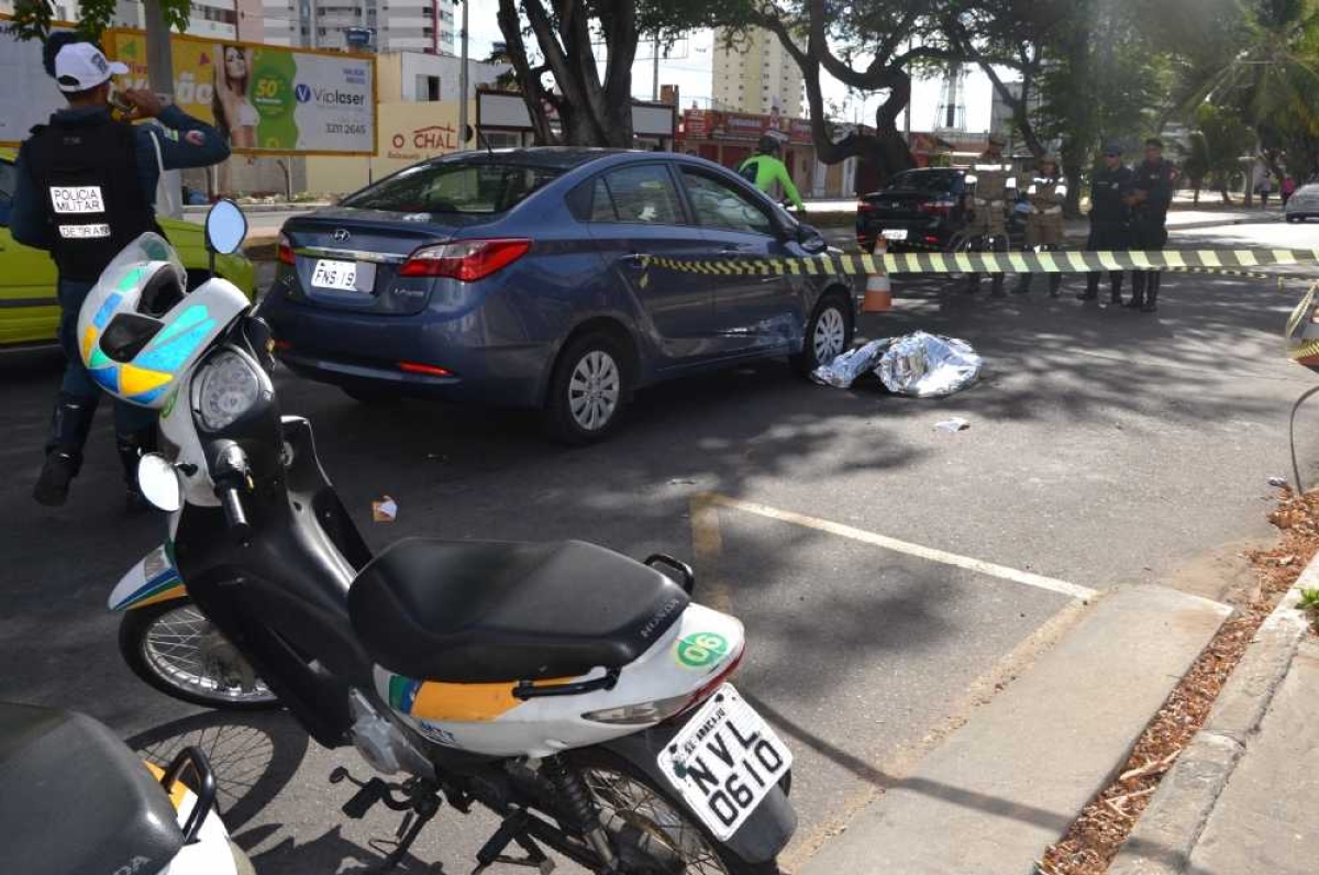 SMTT isola a área onde homem foi atropelado (Imagem: Portal Infonet)