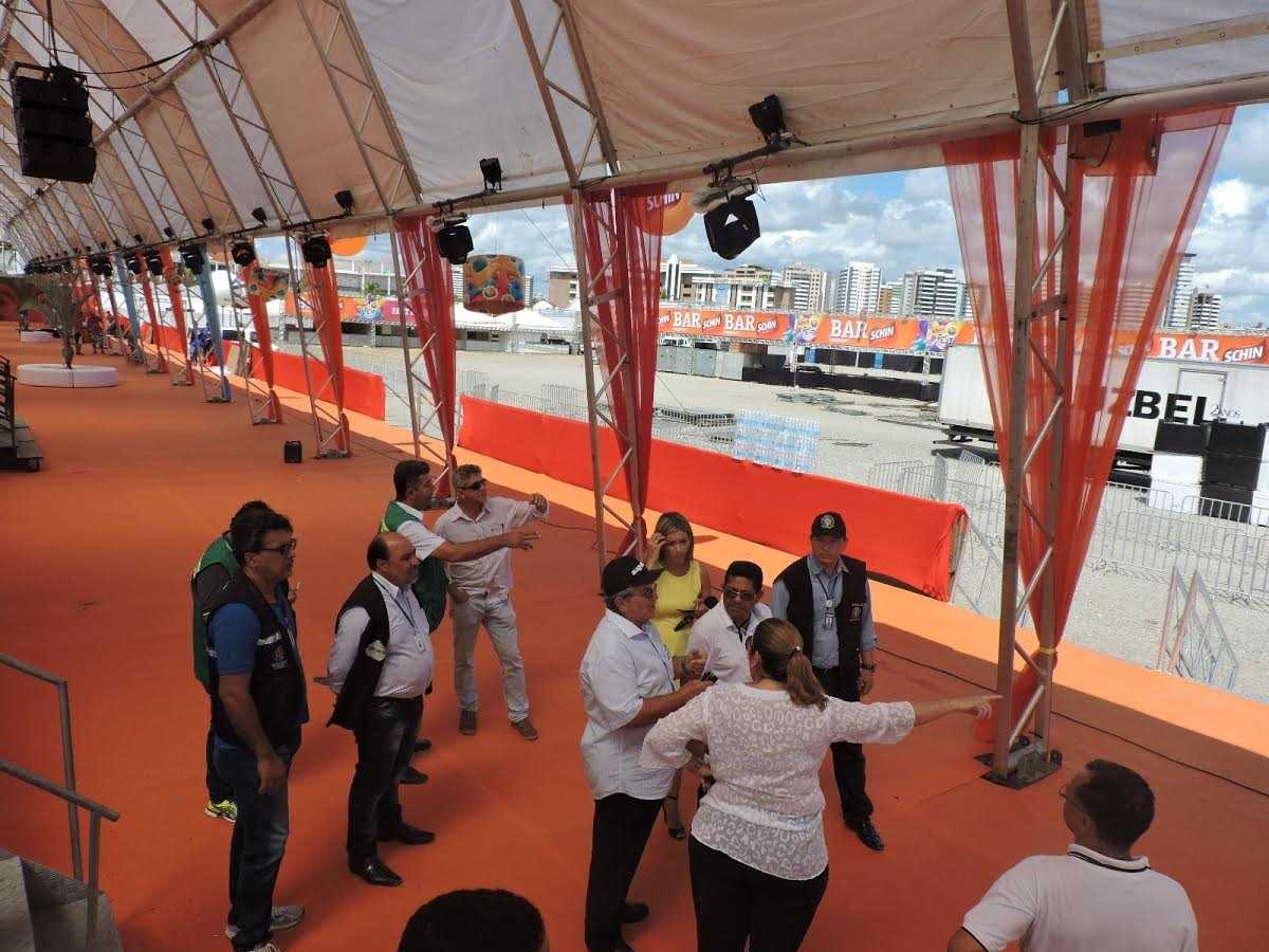 Sema/Aracaju realiza vistoria no Fest Verão com demais órgãos (Imagem: Assessoria Sema/Aracaju)
