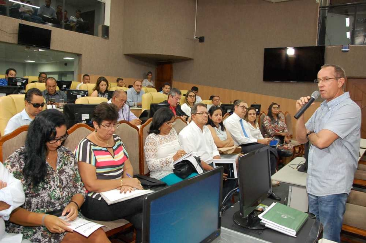 Câmara de Aracaju apresenta equipe diretiva a vereadores eleitos (Imagem: Heribaldo Martins/CMA)