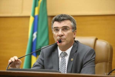 Deputado estadual Garibalde Mendonça (Imagem: César de Oliveira/Agência Alese)
