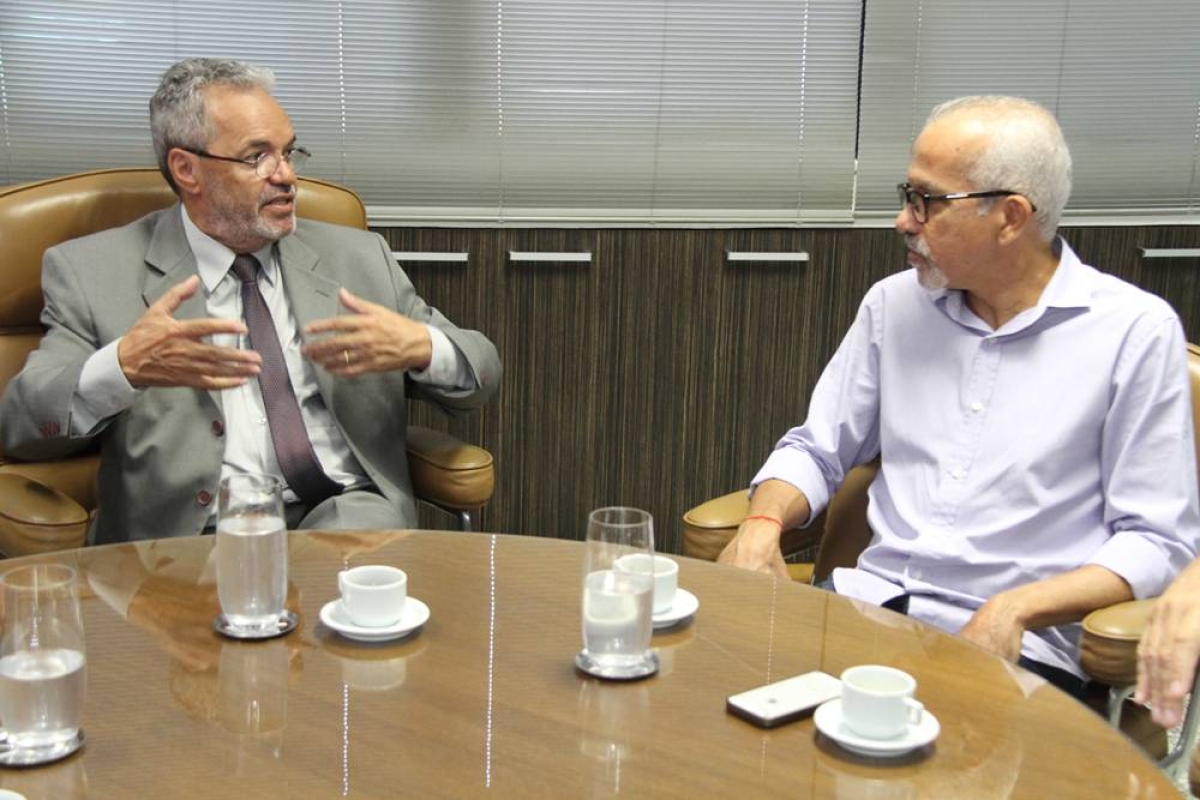 Presidente do Tribunal de Contas do Estado, Clovis Barbosa de Melo e o Prefeito de Aracaju, Edvaldo Nogueira (Foto arquivo: Cleverton Ribeiro/TCE)