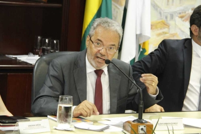 Conselheiro-presidente do TCE/SE discursou na abertura do evento (Imagem: Cleverton Ribeiro/TCE/SE)