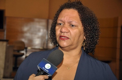 Vice-presidente da Comissão de Defesa dos Direitos da Mulher na Ordem dos Advogados do Brasil (OAB/SE), Valdilene Oliveira Martins (Imagem: Jadilson Simões/Agência Alese)