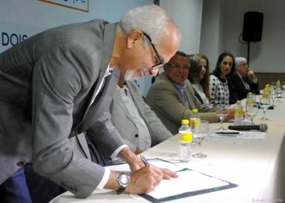 Prefeito de Aracaju assina adesão de Aracaju à Rede Siconv (Imagem: Janaína Santos/PMA)