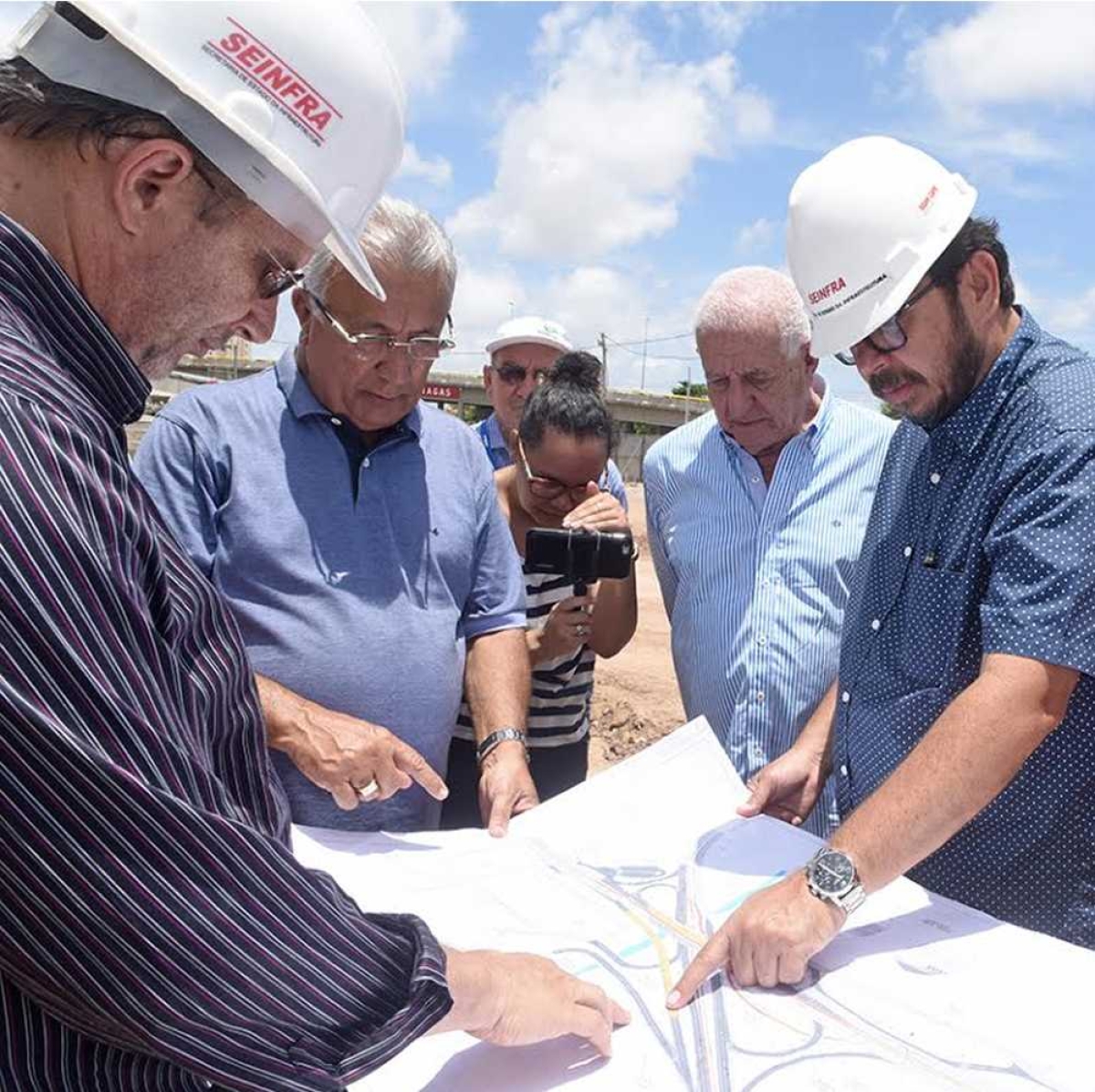 "Estamos construindo obras para a Aracaju moderna", diz Jackson Barreto  As obras do Terminal Pesqueiro foram visitadas na manhã desta quinta-feira, 02, pelo governador Jackson Barreto, que destacou a visibilidade que a intervenção fornece aos trabalhadores do setor (Imagem: Marcelle Cristinne/ASN)