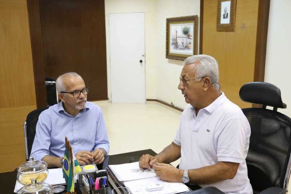 Prefeito e governador se reúnem para discutir parcerias em benefício de Aracaju (Imagem: Jorge Henrique/ASN) Prefeito e governador se reúnem para discutir parcerias em benefício de Aracaju (Imagem: Jorge Henrique/ASN)