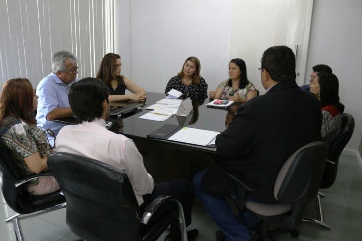 Secretário Almeida Lima discute Atenção Oncológica com município de Aracaju (Imagem: Luiza Sampaio/SES/SE)