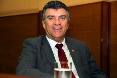 Deputado estadual Garibalde Mendonça (Foto: Marcos Borges/Agência Alese)