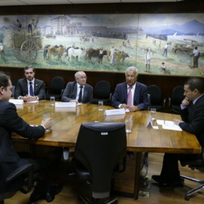 Luciano Bispo durante a audiência com o ministro Marcos Pereira (Foto: ASN)