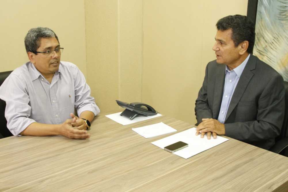 Conselheiro e secretário da Fazenda debatem situação financeira de Aracaju (Foto: Cleverton Ribeiro/TCE/SE)