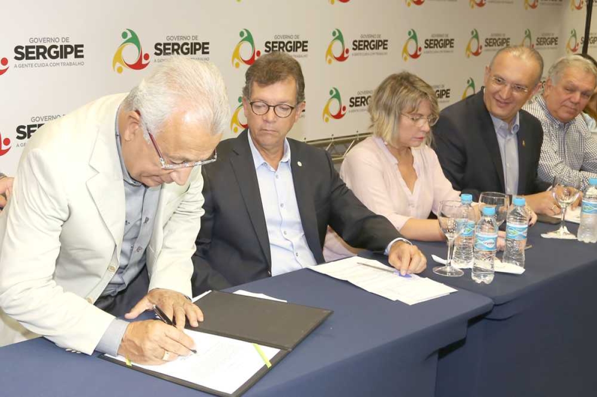 "Estamos organizando o turismo no estado", garante Jackson Barreto ao liberar R$ 3 milhões para capacitação em Turismo (Foto: Jorge Henrique/ASN)