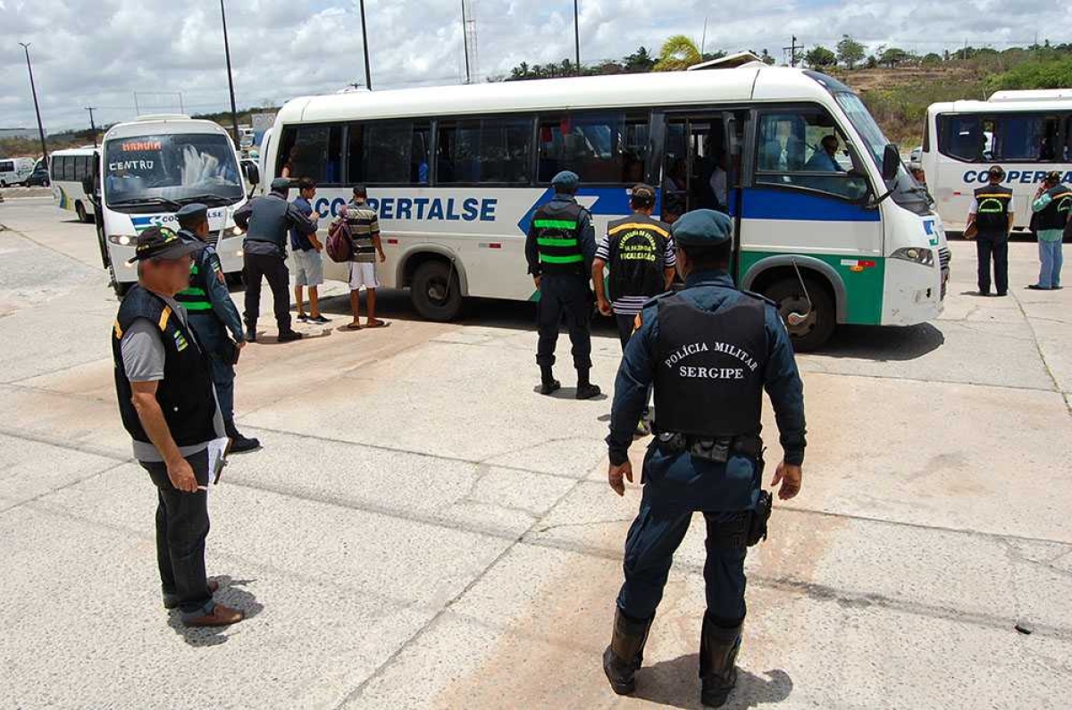 Sefaz/Sergipe realiza operação relâmpago para fiscalizar emissão de bilhetes no transporte intermunicipal (Foto: Sefaz/SE)