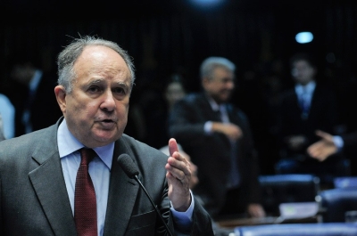 Para Cristovam Buarque, "atual modelo já se esgotou" (Foto: Geraldo Magela/Agência Senado)
