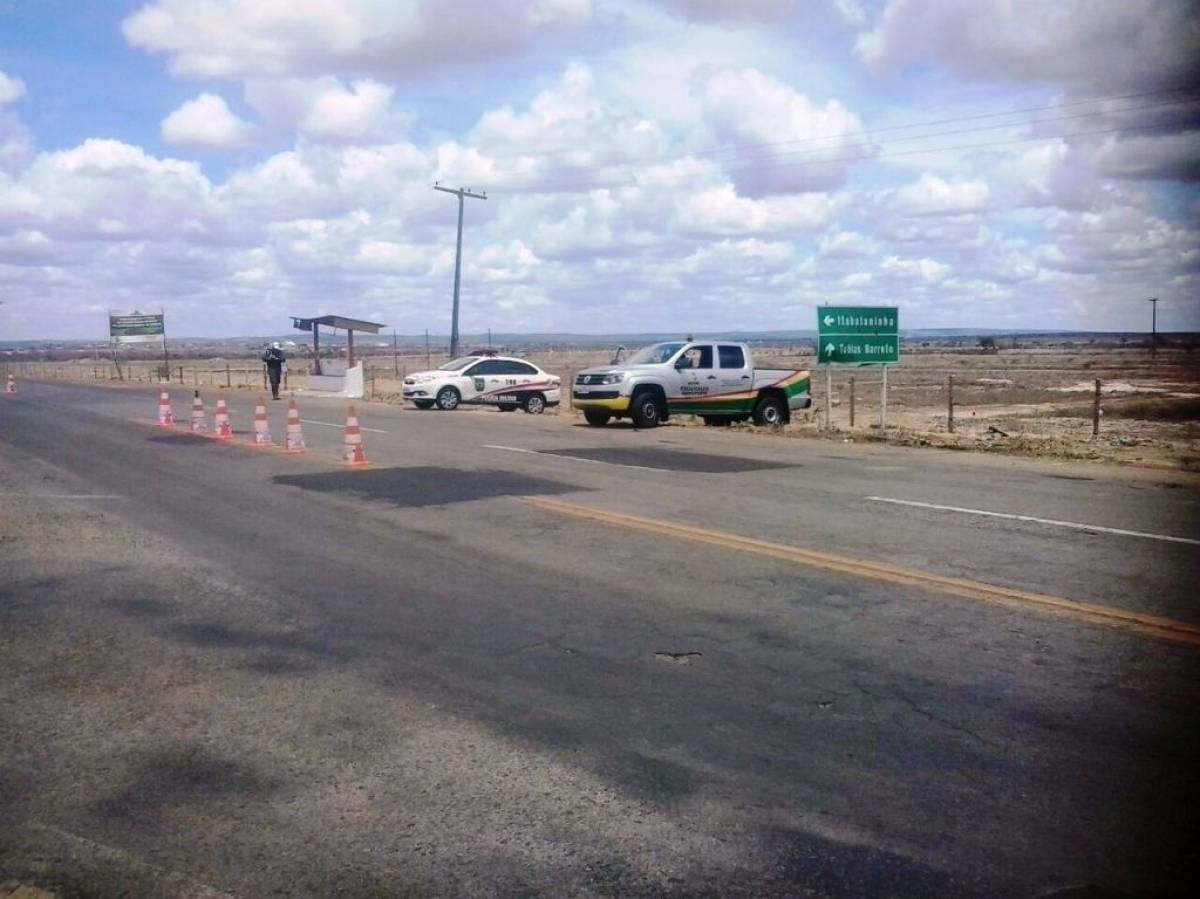 Cotransp e BPRV realizam blitzes no transporte intermunicipal (Foto: Jorge Reis/Cotransp/SE)