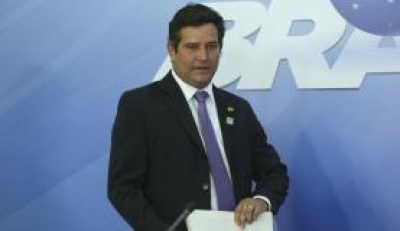 Segundo o ministro dos Transportes, Maurício Quintella, os contratos vigentes das rodovias serão respeitados até o fim da concessão (Foto: Valter Campanato/Agência Brasil)