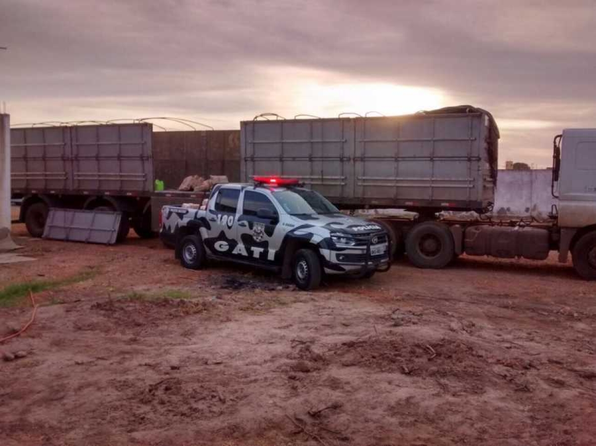 Polícia Militar recupera em Simão Dias carga roubada na Bahia (Foto: SSP/SE) Polícia Militar recupera em Simão Dias carga roubada na Bahia (Foto: SSP/SE)