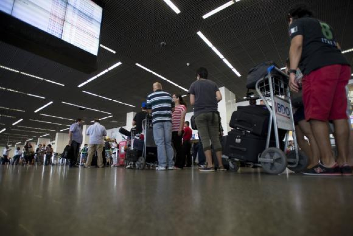 Passageiros terão de pagar bagagem despachada se nova regra entrar em vigor (Foto: Marcelo Camargo/Agência Brasil)
