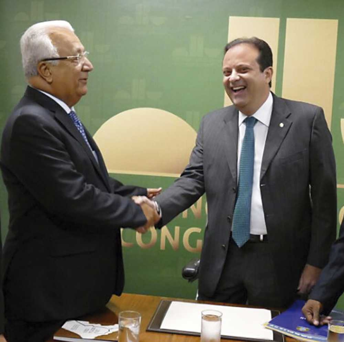Jackson Barreto e André Moura discutem com bancada federal a construção do canal de Xingó (Foto: Roque Sá/ASN)