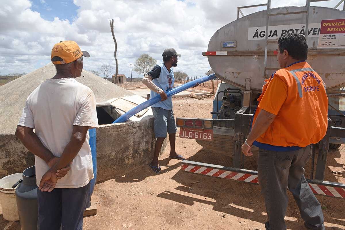 Um dos beneficiados é o agricultor Pedro Alexandre da Silva, morador do povoado Morro Vermelho, em Poço Redondo (Foto: Marcelle Cristinne/ASN)