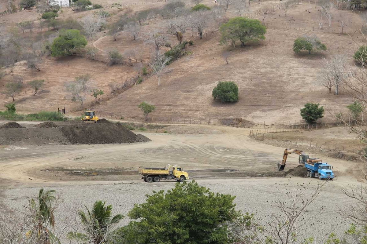 Barragem do Algodão, em Cedro de São João, tem múltiplos usos devido sua grande extensão (Foto: Cohidro/SE)