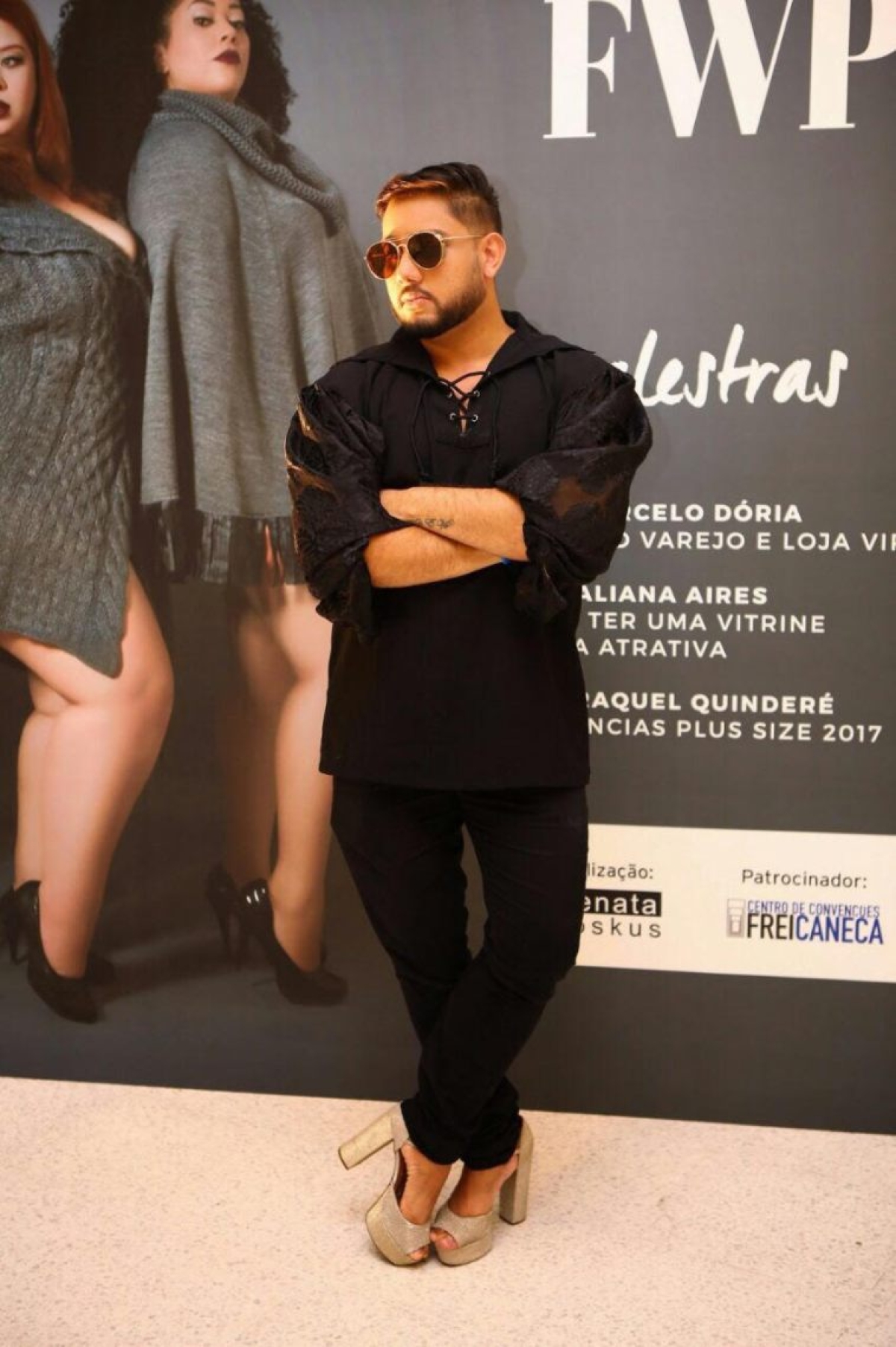 Estilista Bruno Bacck lança coleção Plus Size inspirado nas Princesas dos desenhos animados (Foto: Priscila Grandhi/Renato Cipriano/Divulgação)