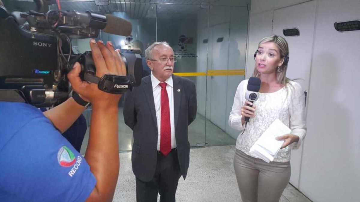 "Emendas parlamentares vão beneficiar municípios", explica Luciano Bispo (Foto: Agência Alese) "Emendas parlamentares vão beneficiar municípios", explica Luciano Bispo (Foto: Agência Alese)