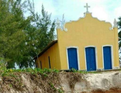 Igreja ameaçada foi construída em 1580 pelo padre jesuíta Gaspar Lourenço (Foto: Destaque Notícias) Igreja ameaçada foi construída em 1580 pelo padre jesuíta Gaspar Lourenço (Foto: Destaque Notícias)