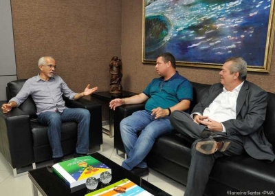 Aracajuanos voltaram a ter um prefeito presente e atuante, diz deputado (Foto: Janaína Santos/PMA)