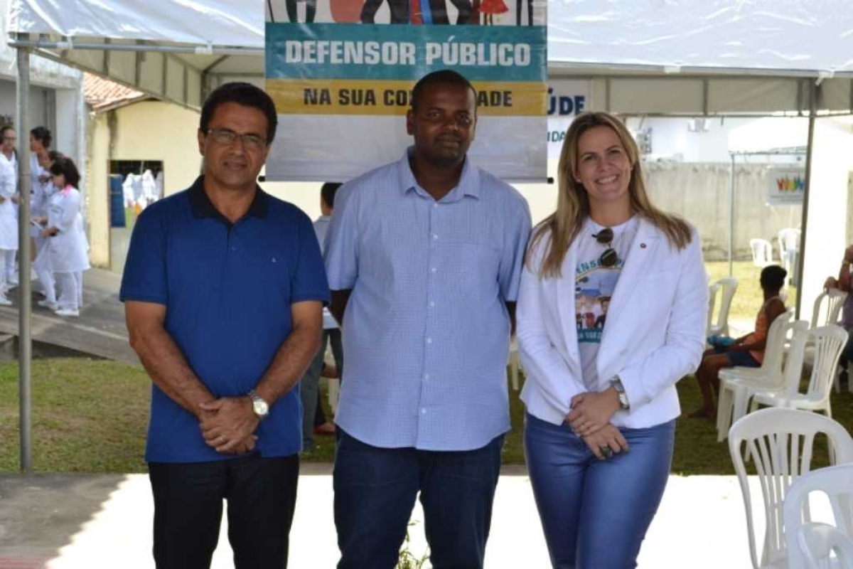 O presidente da Fundat, Roberto Dantas; gerente da Fundat Porto D´Antas, Ricardo Luiz e a defensora pública, Isabelle Peixoto (Foto: DPE/SE)