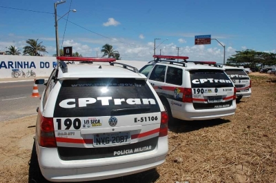 Sete veículos foram levados ao pátio do Detran (Foto: Arquivo/Portal Infonet)