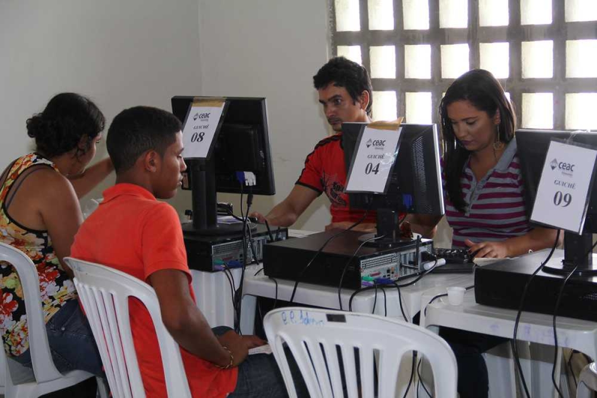 A expectativa é de que 600 pessoas procurem o Ceac Itinerante para resolver alguma pendência nesses três dias (Foto: Victor Ribeiro/Seplag/SE)