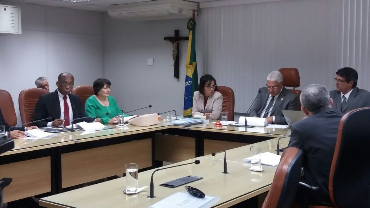 Maria Mendonça cobra a garantia de direitos dos professores da rede pública estadual (Foto: Assessoria Maria Mendonça) Maria Mendonça cobra a garantia de direitos dos professores da rede pública estadual (Foto: Assessoria Maria Mendonça)