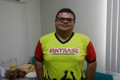Presidente do Sintrase, Diego Araújo diz que greve pode ocorrer (Foto: Arquivo Infonet)