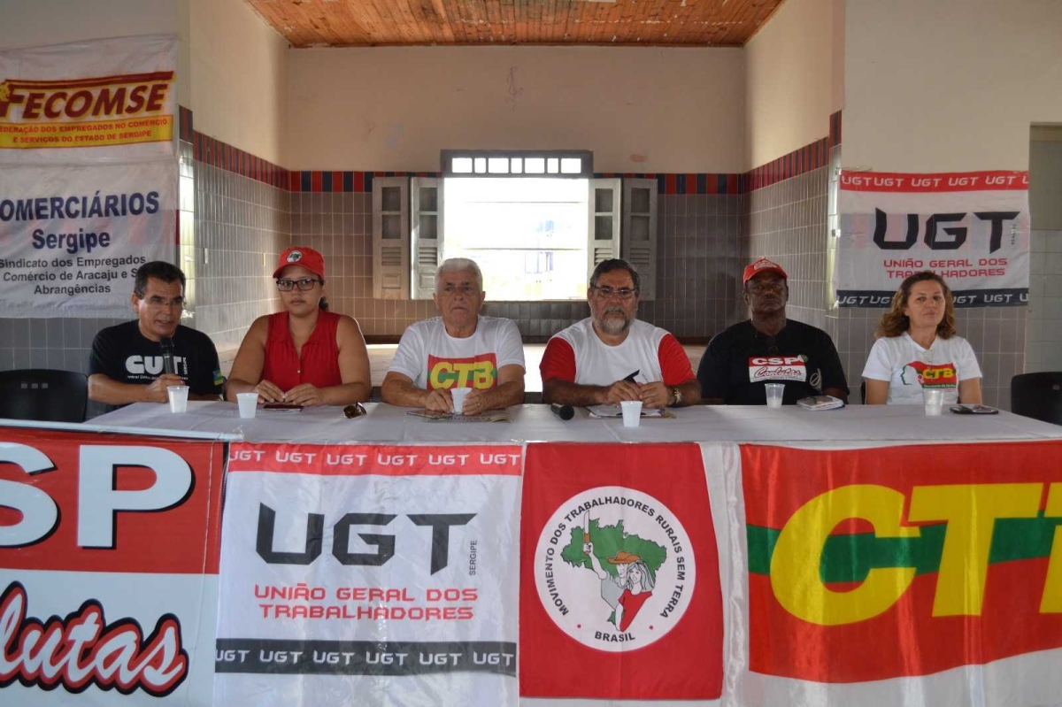 Coletiva de imprensa realizada na manha desta terça-feira, 25, na sede da UGT/SE (Foto: Assessoria)