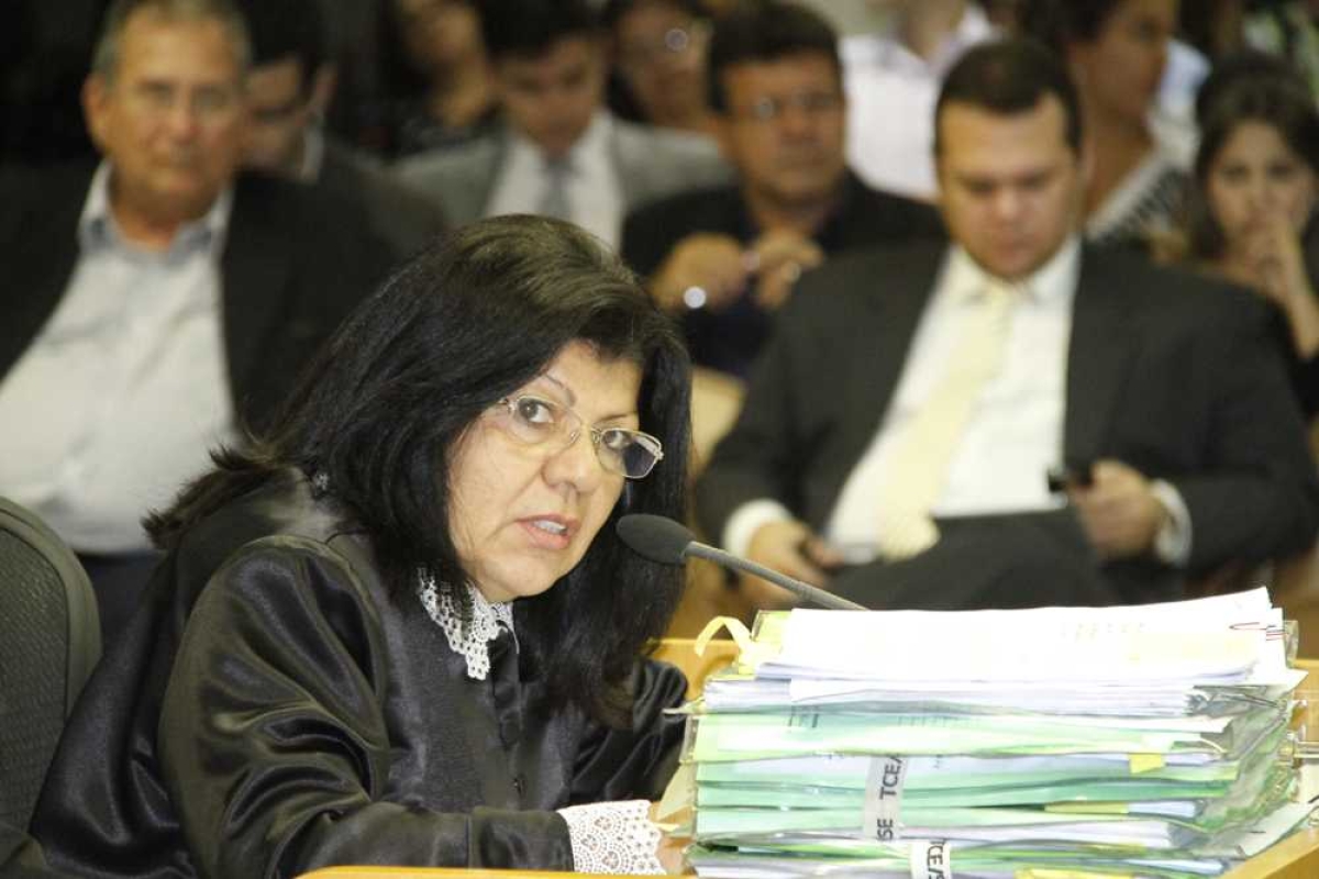 Processo foi relatado pela conselheira Angélica Guimarães (Foto: Cleverton Ribeiro/TCE/SE)